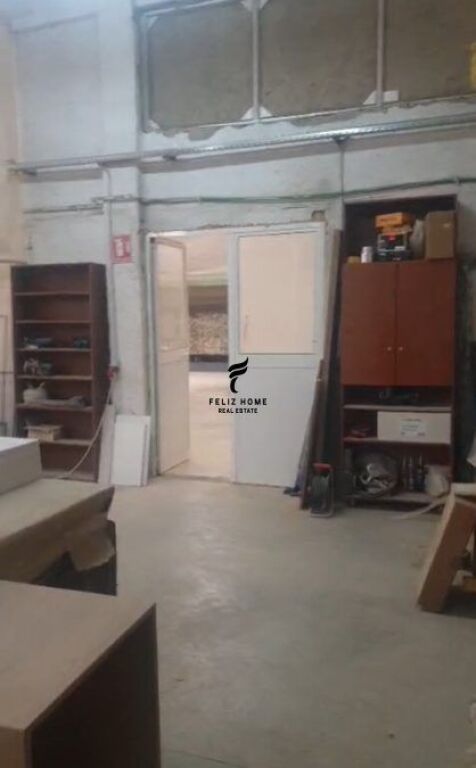 MAGAZZINI IN AFFITTO 800 M2 KOMBINAT 2600 EURO FH-83408