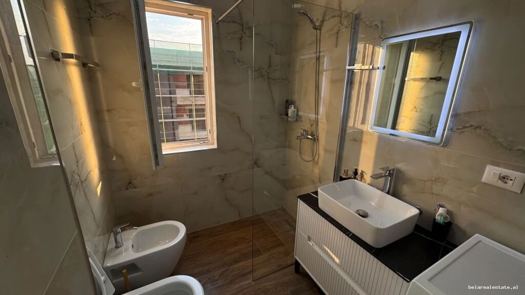 Apartament Per Shitje 2+1 Ne Kamez (ID B120883)Tirane
