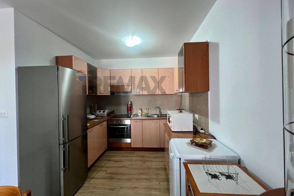 Appartamento 2+1 in affitto a Komuna e Parisit