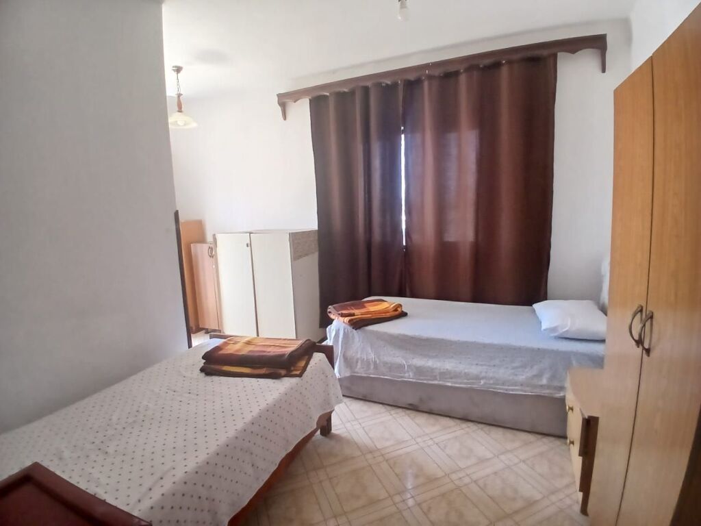 Jepet Me Qera Apartament 2+1+1 Ballkon