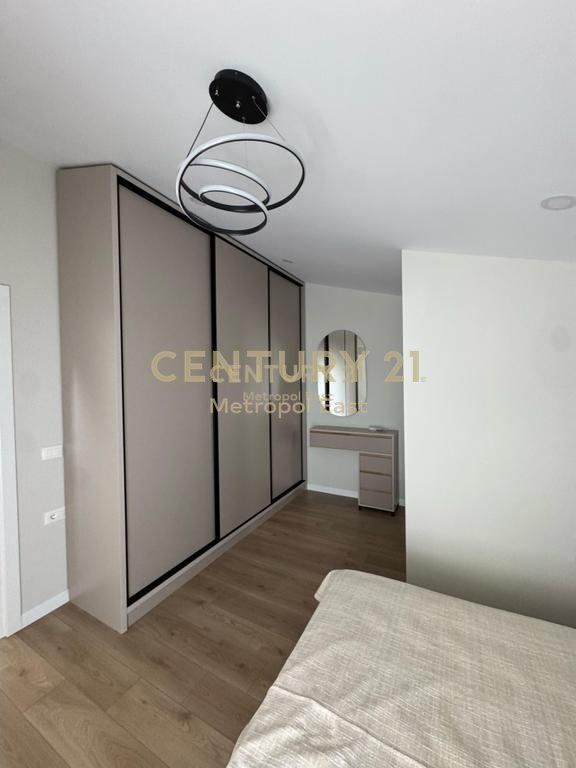 2-STOREY VILLA FOR RENT IN THE LONDON AREA