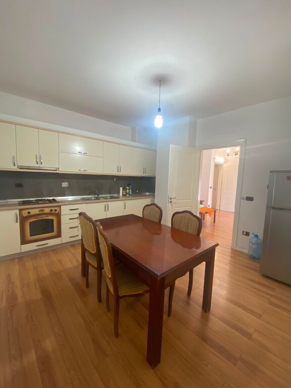 🏡 Apartament 2+1+2 me Qira –prane Foto Durresi