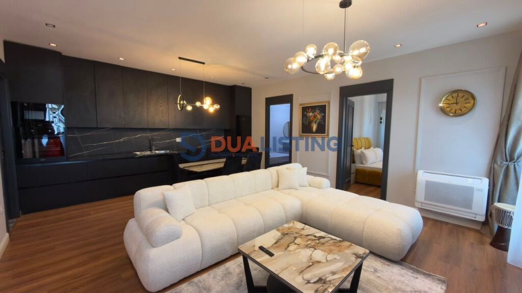 Apartment 3+1+2 for rent, Garden Building!!