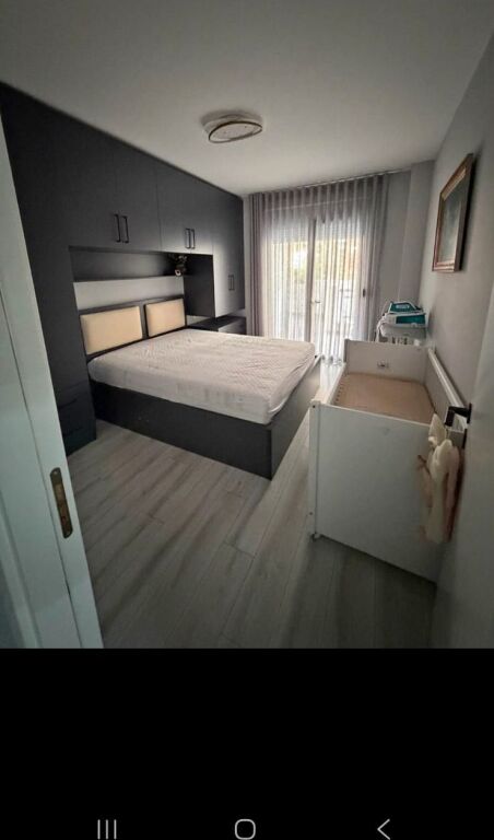 Shitet apartament 1+1 tek Liqeni Thate