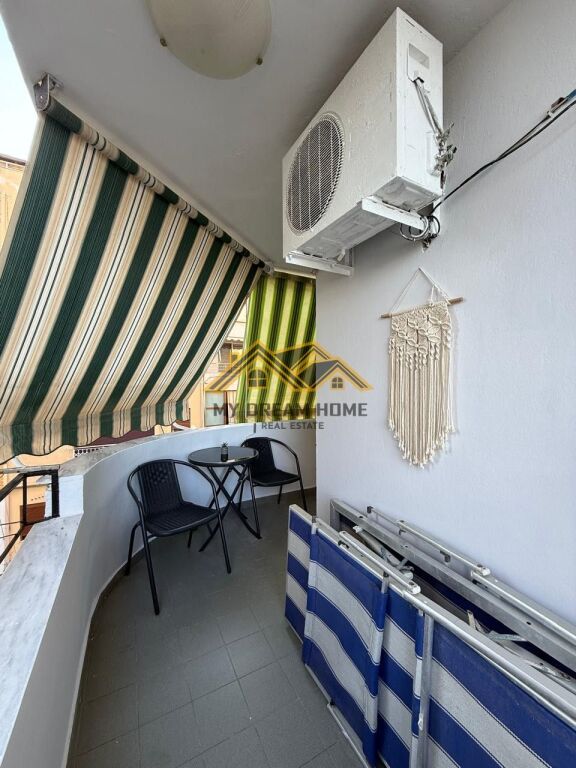 Appartamento in vendita a Shkembi i Kavajes con vista mare prima linea