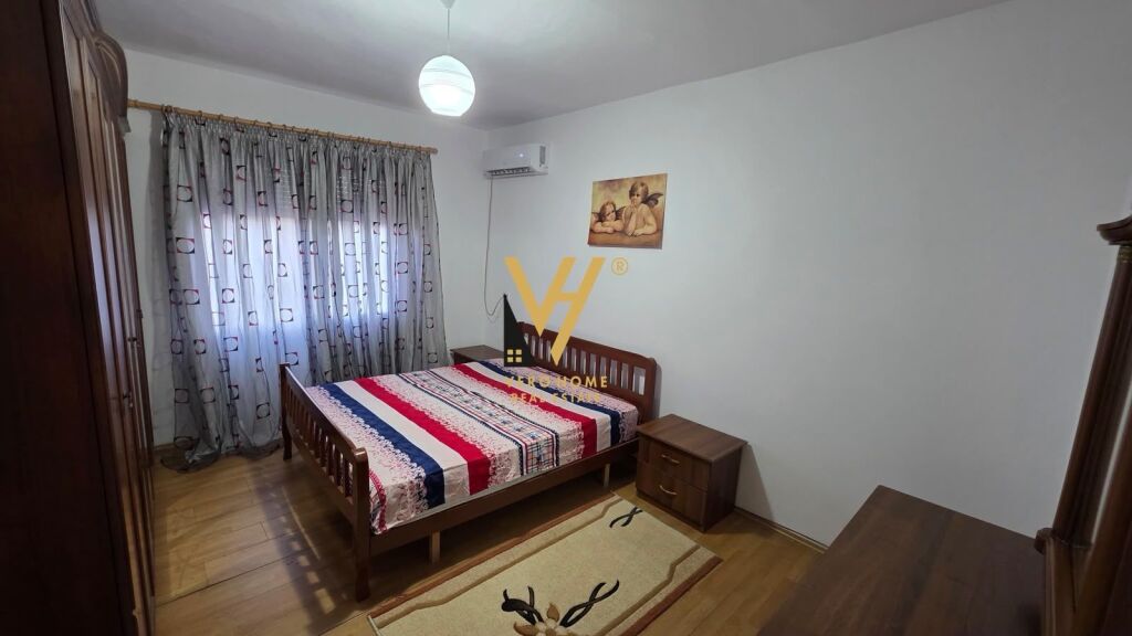 JEPET APARTAMENT 3+1+BLK ME QERA TEK RRUGA BARDHYL 50.000 LEKE