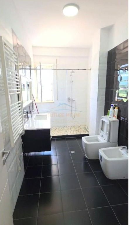 For sale, Apartment 2+1+2, Dry Lake, Tirana.
