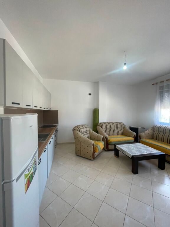 Apartament me qera 1+1, Ish kenete, Durrës!