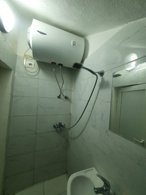 Apartment 1+1 for rent, Selite near Marin Barleti University 450 thousand old lek