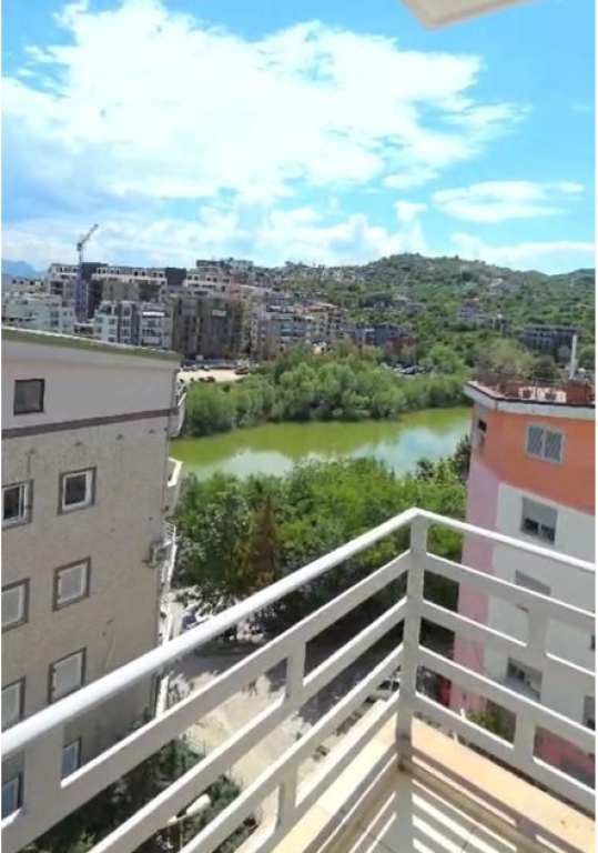 Shitet, Apartament 2+1+2, Liqeni i Thate