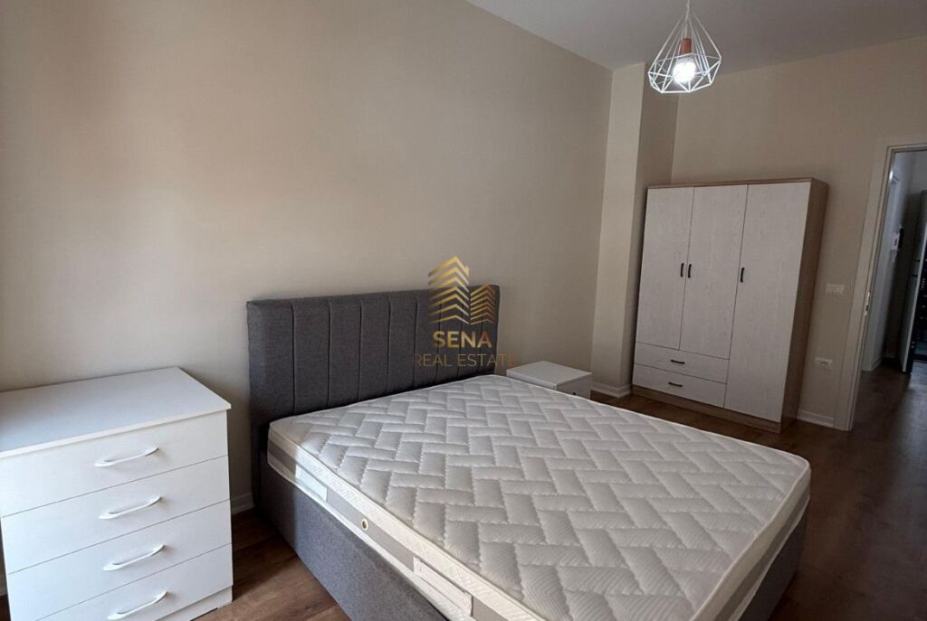 Affitto, Appartamento 1+1+balcone, Via 5 Maji – Complesso ”Tirana Uptown”, 50.000 Lek/mese