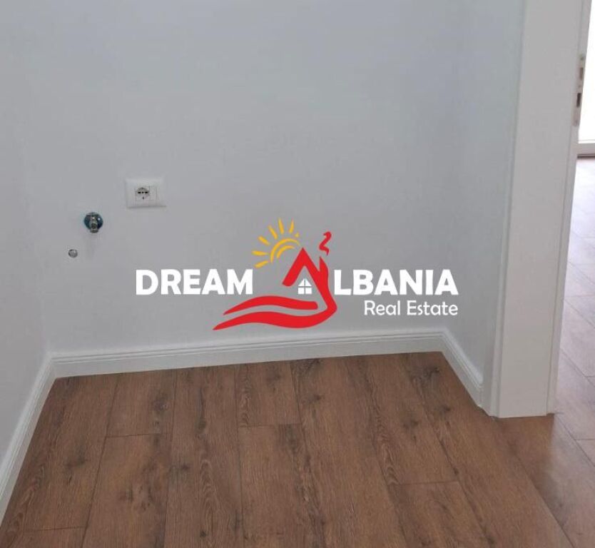 Apartament 1+1 ne Rr Qemal Stafa, pran Shkolles te Kuqe (ID 4119481)