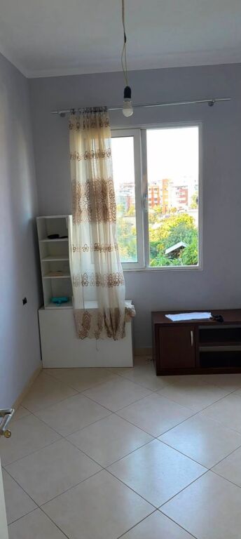 🏡 Private House 3+1 for Rent – Selitë, Tirana