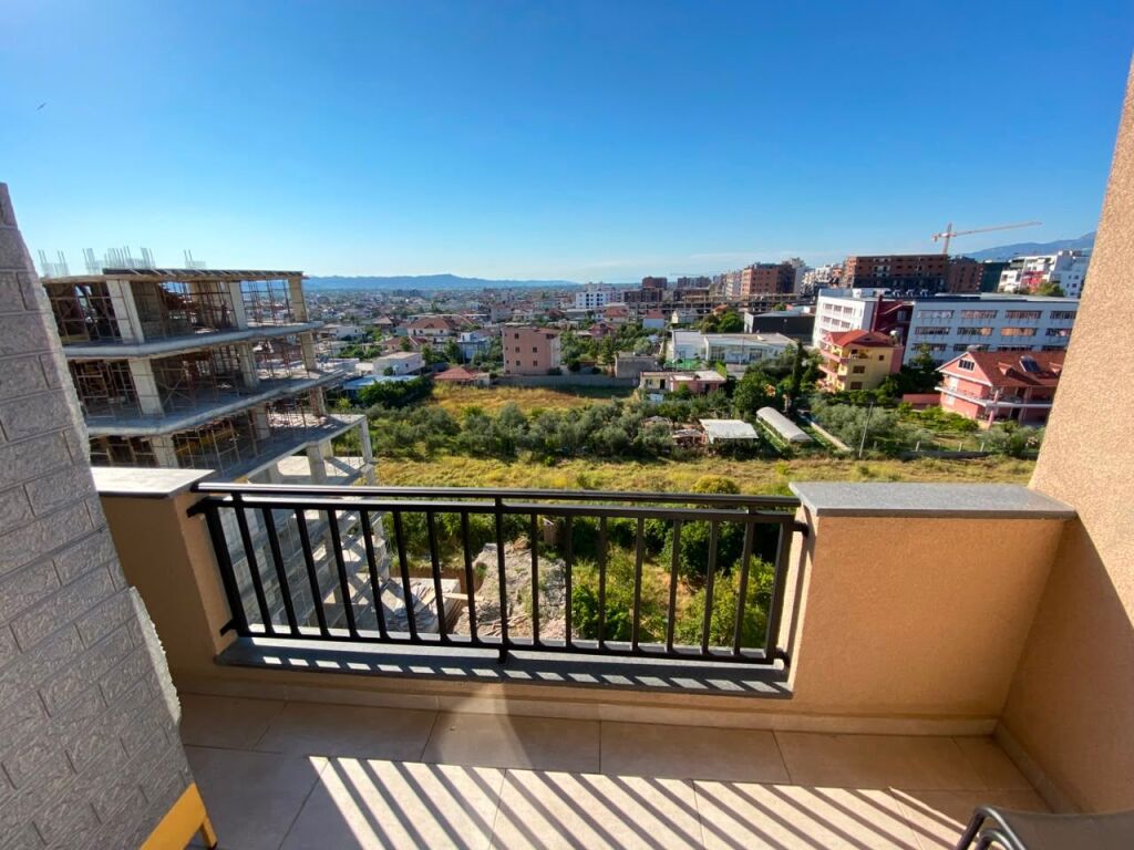 Shitet, Apartament 2+1, Kamez . Empire71758