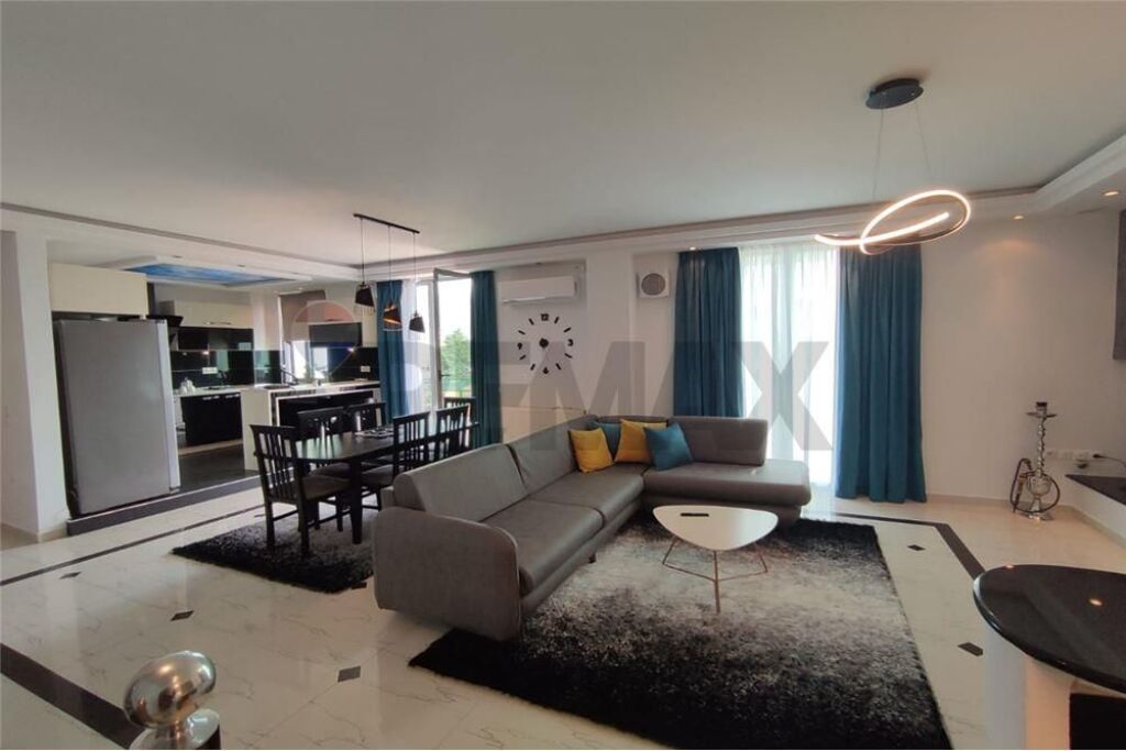 Duplex 3+1 per qira tek Blloku i Ambasadave