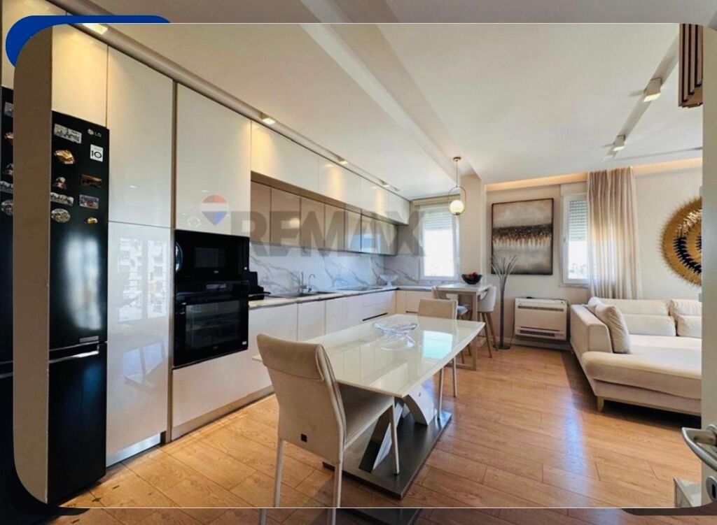 Apartment 3+1+2+Parking for Sale on Elbasan Street