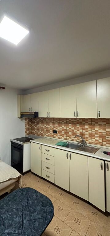 Apartament me qera 1+1 Ali Demi