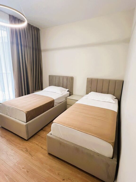 🌇JEPET ME QIRA APARTAMENT 2+1+2 – GOLDEN TOWER, RRUGA MINE PEZA📍