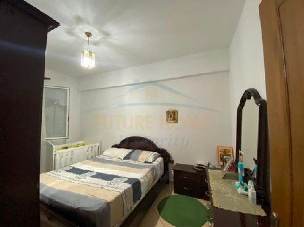 Shitet, Shtëpi Private, Sauk, Tiranë.