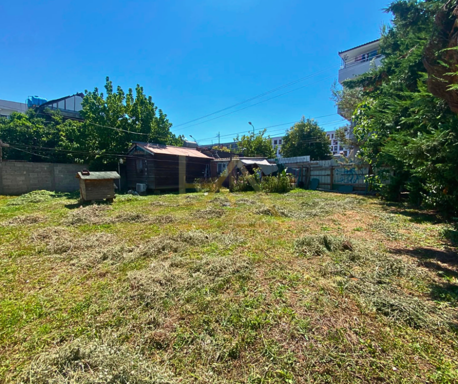 Terreno in Vendita – Kombinat, Quartiere N. 6, Tirana