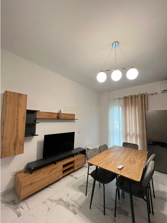AFFITTASI APPARTAMENTO 2+1 IN UNA VILLA PRIVATA A MULLET