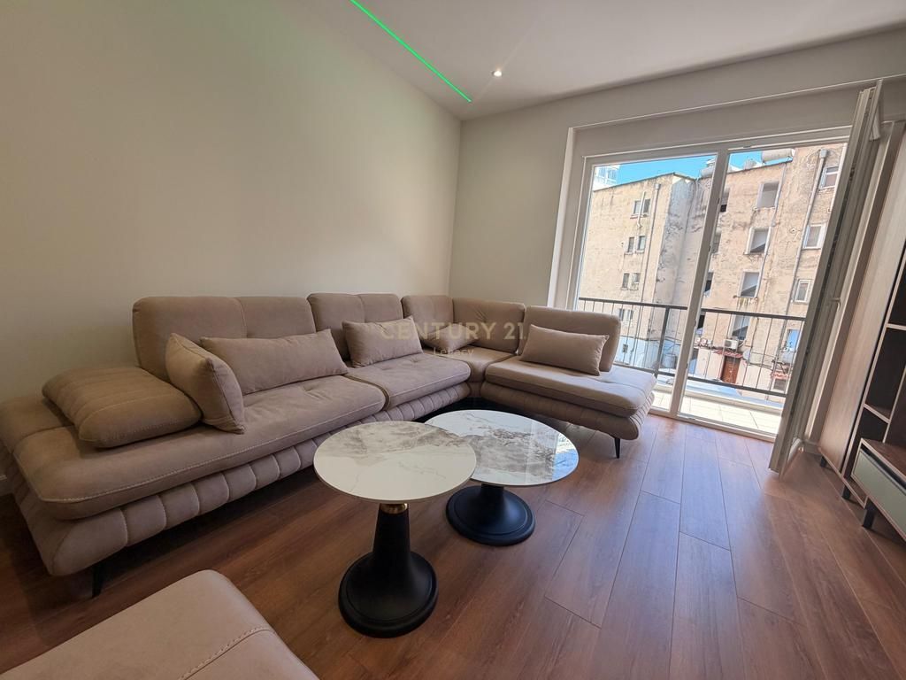 🏡 Appartamento 2+1+2 +🅿️ Posto Auto – 900 €/Mese