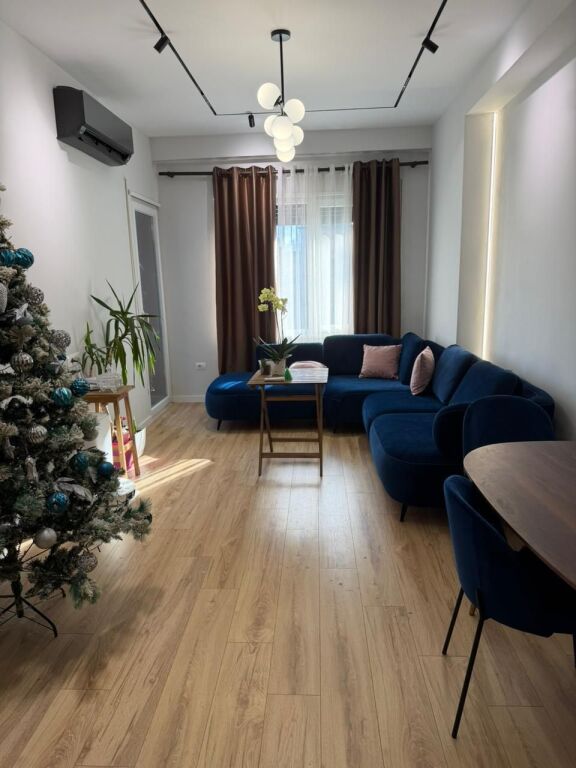 📌 Shitet Apartament 2+1+2 – Golden Park