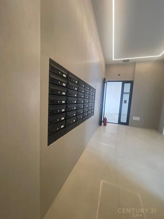 NË SHITJE APARTAMENT 1+1, VIJA E PARE, QERRET