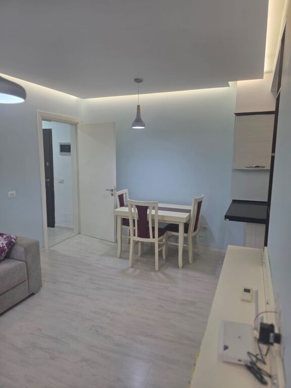 Apartment 2+1 for rent Yzberisht !