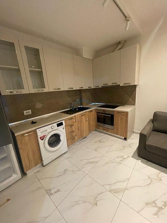 Qira, Apartament 1+1, Liqeni i Thate