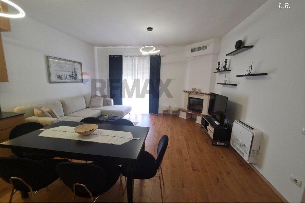Apartament - Për Qira - Secret Garden Rezidencë, Tiranë
