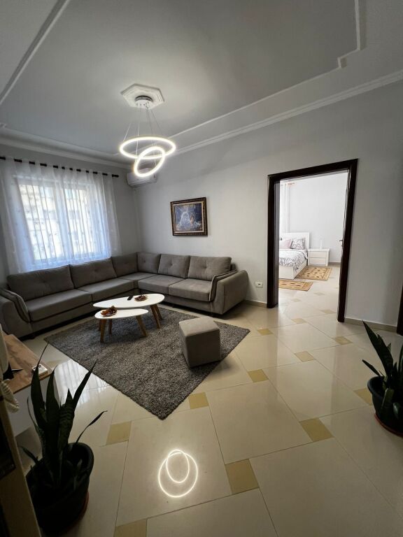 Affitto | Apartament 1 + 1 | Rruga e Elbasanit | 600 €/mese