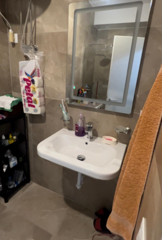 Affitto | Apartament 1 + 1 | Mangalem 21 | 400 €/mese
