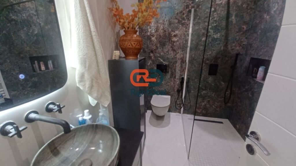In Centro, Affittasi Super Appartamento 2+1, Totalmente Investito !!!