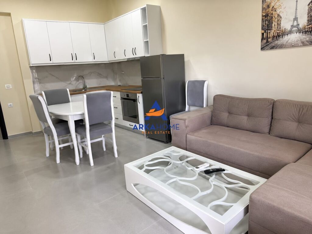 JEPET ME QIRA APARTAMENT 2+1+BALLKON "ALI DEM, PRANE KADIUT" 55000 LEKE