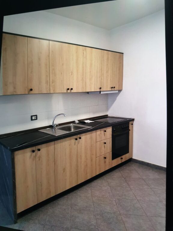 Apartment 2+1, with 2 bathrooms. FRESH