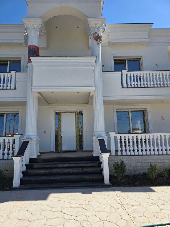 STATE TWO-STOREY VILLA IN TIRANA