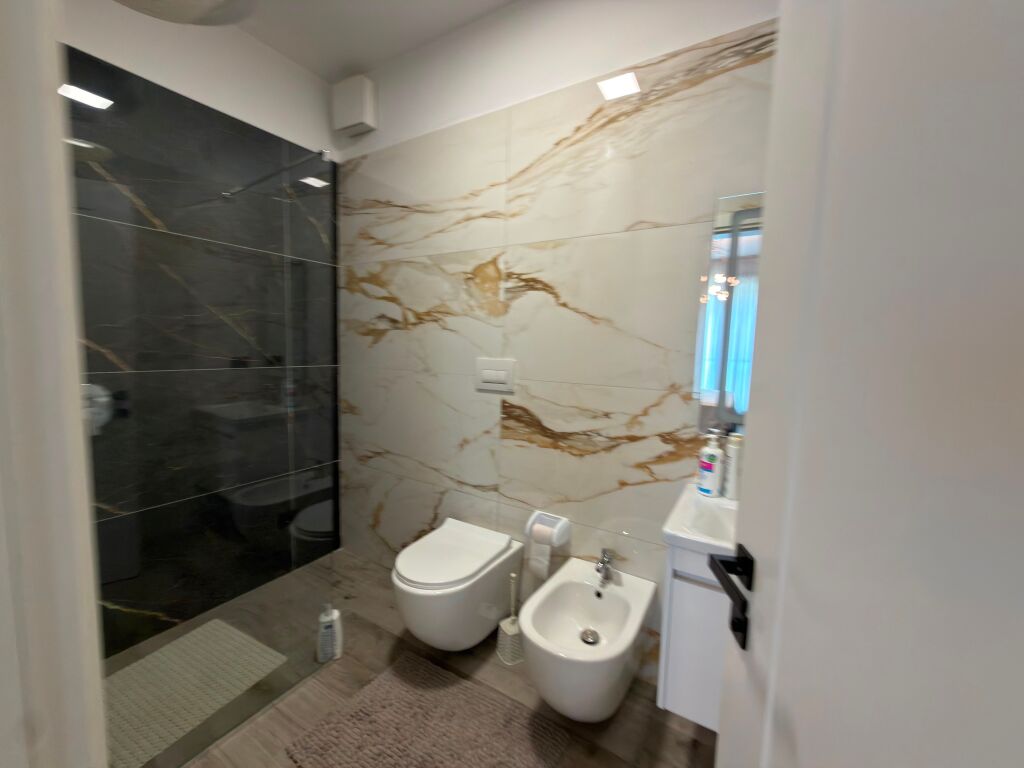 Apartament 2+1+Parkim me Qira Ne Teg