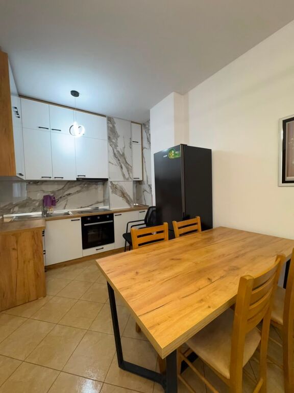 Jepen me qera Apartment 1+1+ballkon📍Zgara 5Maji, 5 Maj