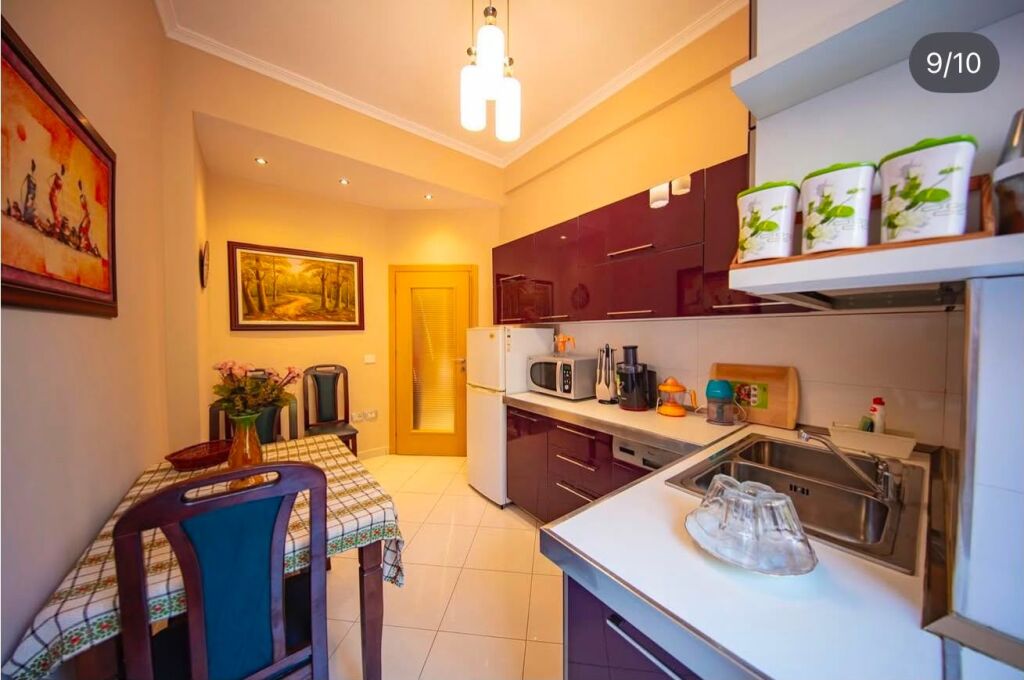 For rent 1+1 apartment at Bar Vena, 2nd floor, building without elevator, Dinamo stadium, Komuna Parisit street. Price 62,000 Lek