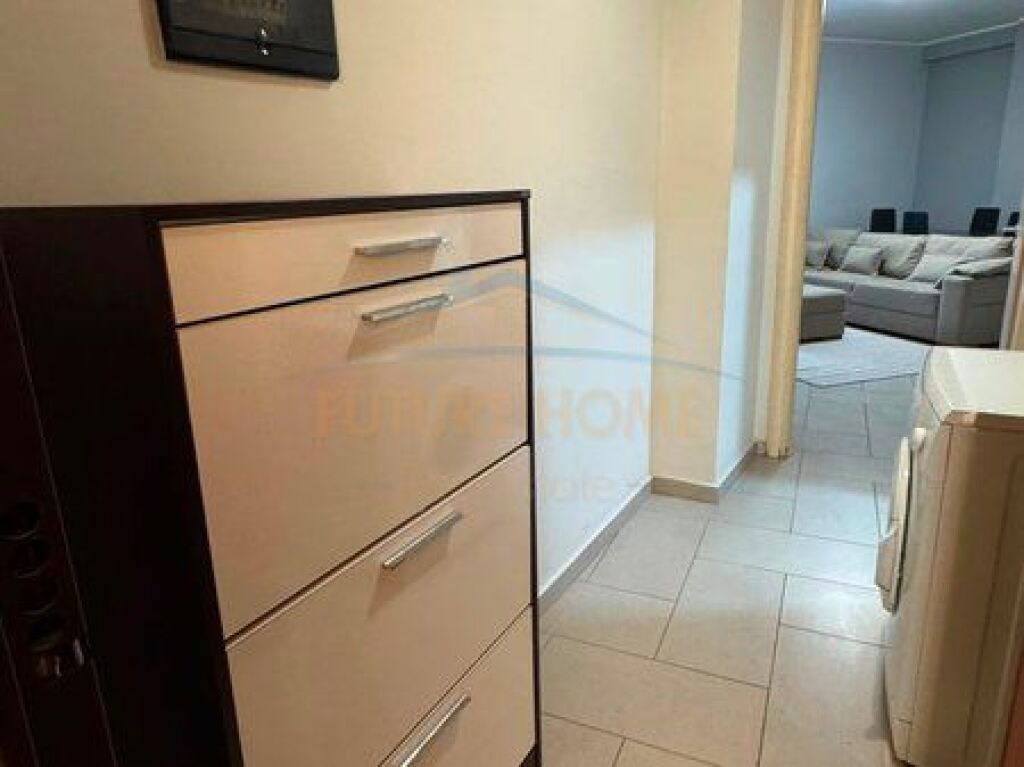 Qera, Apartament, 1+1, Liqeni i Thate