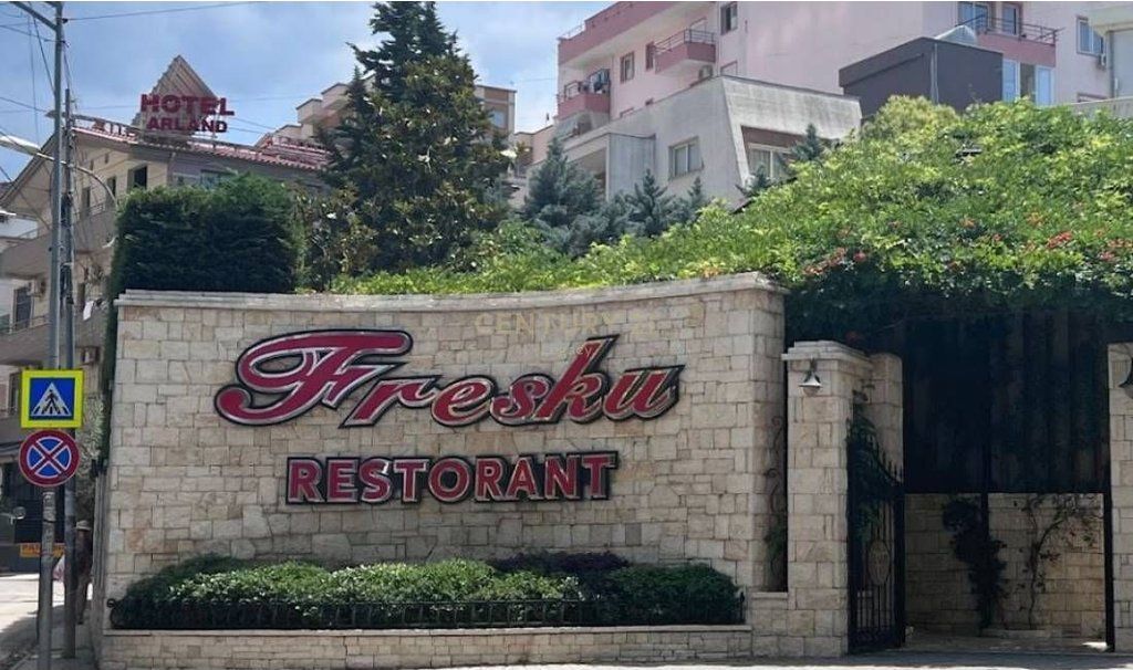 Appartamento 3+1+2 in vendita a Fresk, Tirana