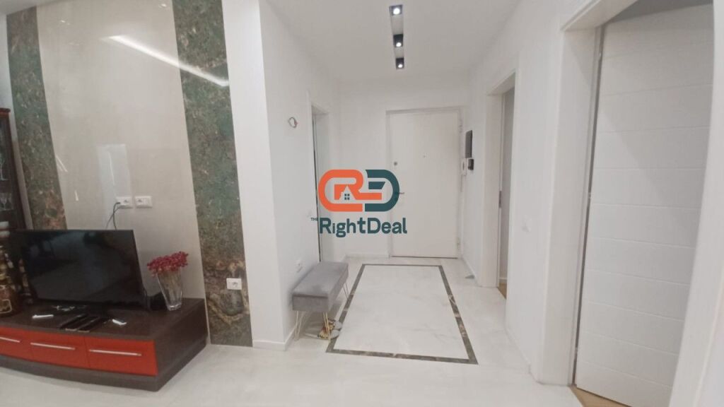 In Centro, Affittasi Super Appartamento 2+1, Totalmente Investito !!!