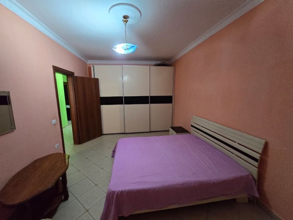 Apartament 2+1+2 per qera ne Astir !