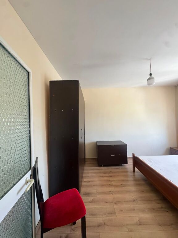 Apartament 2+1 per shitje prane Shkolles se Bashkuar