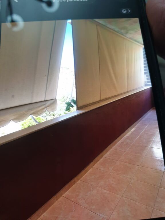 Apartment 2+1, with 2 bathrooms. FRESH