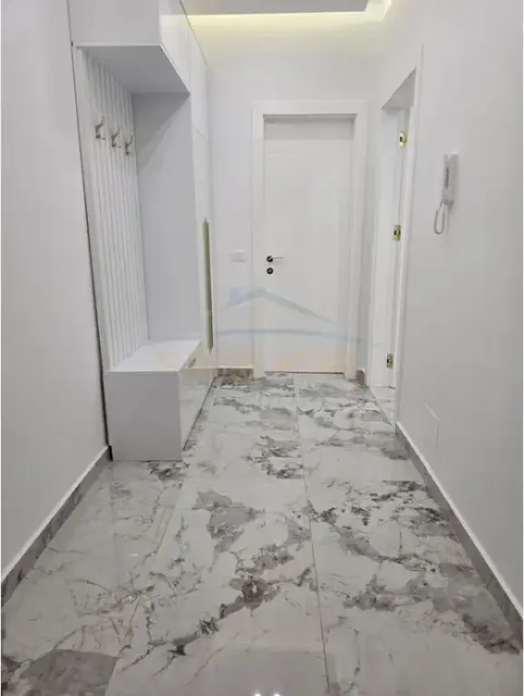 Qera, Apartament 1+1, Paskuqan
