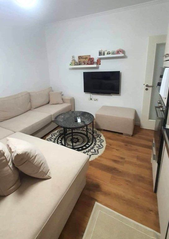 AFFITTASI APPARTAMENTO 2+1, NELLA ZONA DI OXHAKU, TIRANA