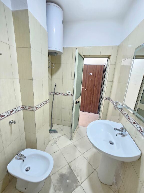 🌊 SHITET APARTAMENT 1+1 – VETËM 70 METRA NGA DETI | SHKËMBI I KAVAJËS
