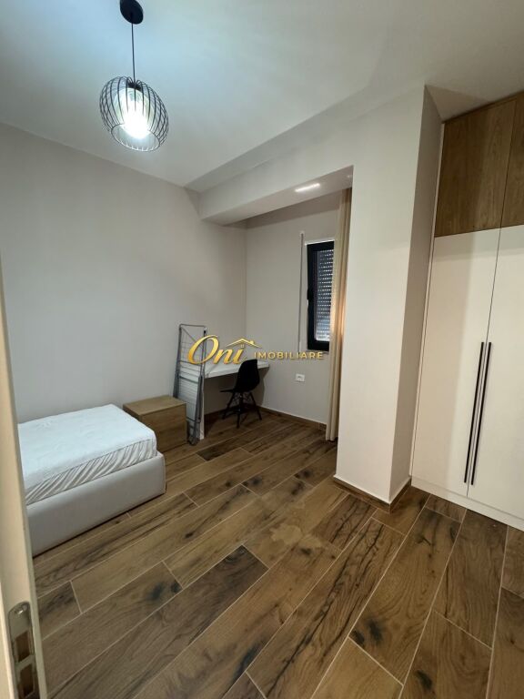 SHITET APARTAMENT 2+1, ASTIR